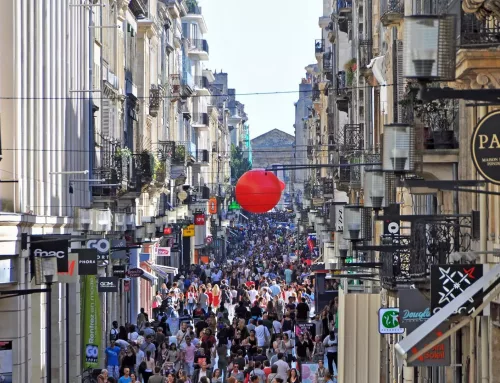 La rue Sainte Catherine, un incontournable à Bordeaux en VTC ou en Taxi